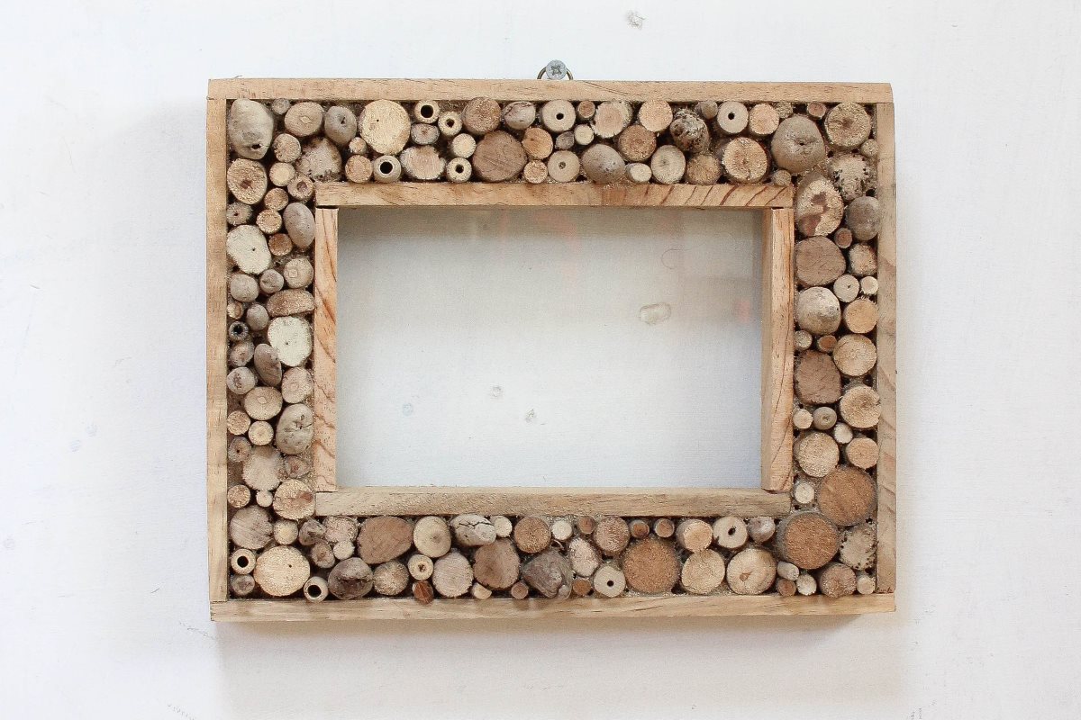 Driftwood Picture Frame 10